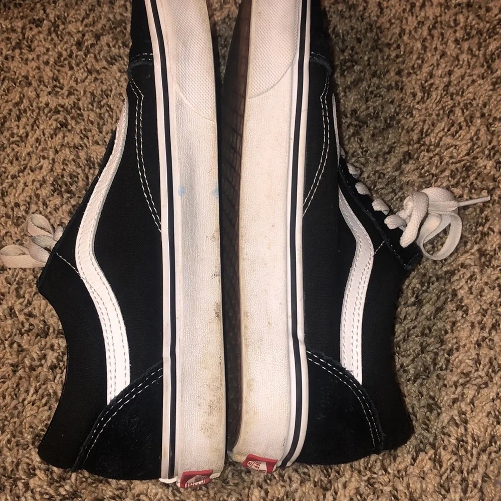 Vans - Picture 4 of 6
